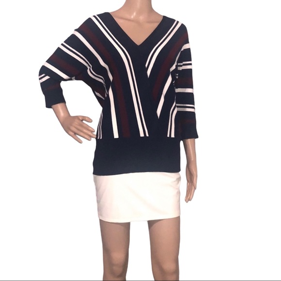 White Faux Leather Zipper Front Mini Skirt NWT - Picture 3 of 6